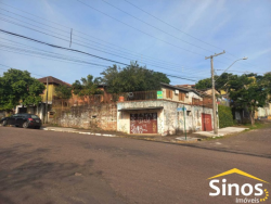 Terreno com 02 casas e sala comercial no bairro Guarani