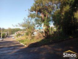 Terreno de esquina com 1.120m² no bairro Ideal