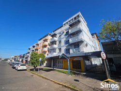 Apartamento com 02 dormitórios no Edifício Guarujá 