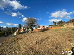 Terreno de esquina com 967,86m² no bairro Boa Vista