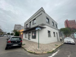 Prédio comercial com 469m² para locação em Hamburgo Velho