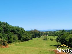 Sítio de 7,3 hectares na área Central de Lomba Grande