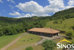 Casa em Condomínio Fechado na Lomba Grande