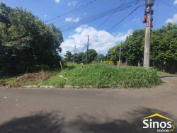 Terreno de esquina de 504,27m² no bairro São Jorge 