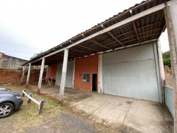 Pavilhão com 260m² para locação no bairro Lomba Grande