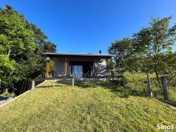Casa com 02 dormitórios para locação em Lomba Grande