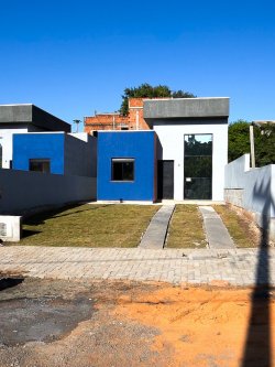 Casas com 03 dormitórios no bairro Campestre