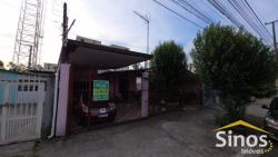 Casa com 02 dormitórios no bairro Feitoria