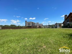 Lote de 560 m² no Condomínio Horizon 