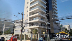 Apartamento com 03 suítes no Residencial Absoluto