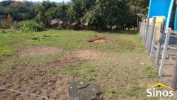 Terrenos de 235 m², no Loteamento Madre Regina
