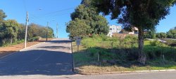 Terreno de esquina com 360,80m² no bairro Santo Afonso