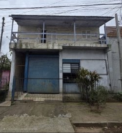 Pavilhão com casas no bairro Canudos