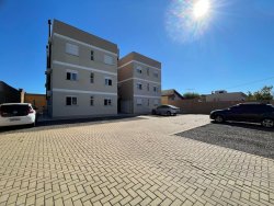 Apartamento com 02 dormitórios no Residencial Anna Nery