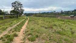 Sítio com 2,00 hectares localizado no perímetro urbano de Lomba Grande