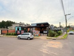 Terreno de esquina 302,02m² no loteamento Chácara Hamburguesa