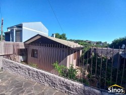 Casa com 02 dormitórios no bairro Rincão