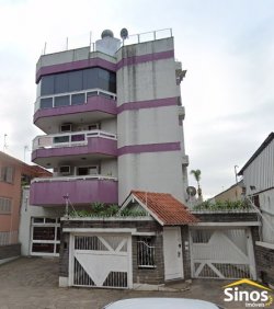 Apartamento com 03 dormitórios no Residencial Dona Angela