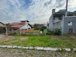 Terreno com 341m² no bairro Hamburgo Velho