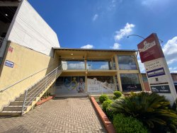 Sala comercial mobiliada no Bairro Lomba Grande