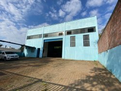 Pavilhão com 315m² para locação no bairro Lomba Grande