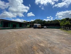 Pavilhão logístico com 548m² no bairro Rondônia