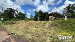 Terreno com 543,49m² no bairro Lomba Grande