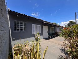 Casa comercial com 426m² no bairro Scharlau