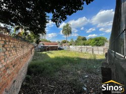 Terreno de esquina com 438,04m² no bairro Rio Branco