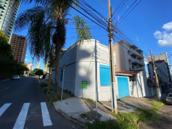 Sala comercial de esquina com 195m² para locação no bairro Vila Rosa