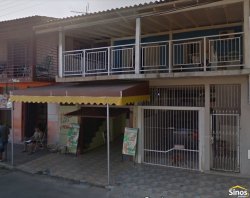 Sobrado com 02 dormitórios e sala comercial no bairro Campina 