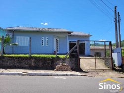 Casa com 02 dormitórios no Bairro São José