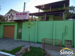 Sobrado em ótima localização, com quatro dormitórios