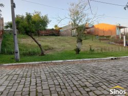 Terreno com 300,80 m² no Bairro Canudos