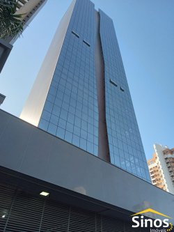 Apartamento de alto padrão com 03 suítes no Residencial Murano