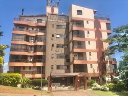 Cobertura de alto padrão no bairro Santa Tereza