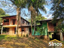 Sítio com 2,00 hectares no bairro Lomba Grande