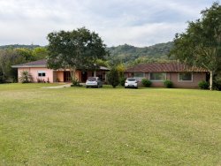Sítio charmoso com excepcional localização no bairro Lomba Grande