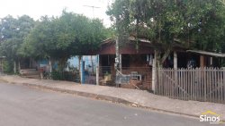 Terreno com 605 m² em Lomba Grande