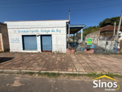 Casa com 03 dormitórios no bairro Bela Vista 