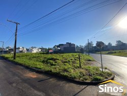 Terreno de esquina com 422m² na Chácara Hamburguesa
