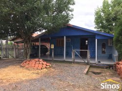 Casa mista com 02 dormitórios em Lomba Grande