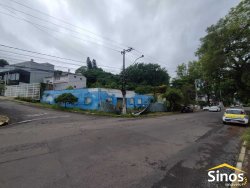 Terreno de esquina com 529,72m² no bairro Pátria Nova