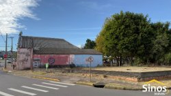 Terreno comercial plano no bairro Canudos