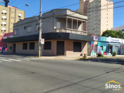 Prédio comercial no bairro Vila Rosa