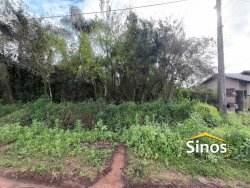 Terreno com 330m² no bairro Lomba Grande