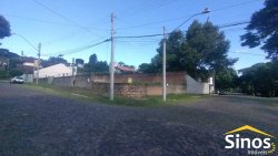 Terreno de esquina com 445,5m² no bairro Guarani