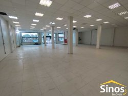 Prédio comercial com 860m² no bairro Ideal