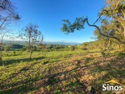 Sítio com 2,8 hectares em Lomba Grande