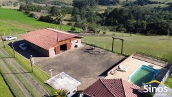 Sítio de 1,00 hectare no bairro Lomba Grande